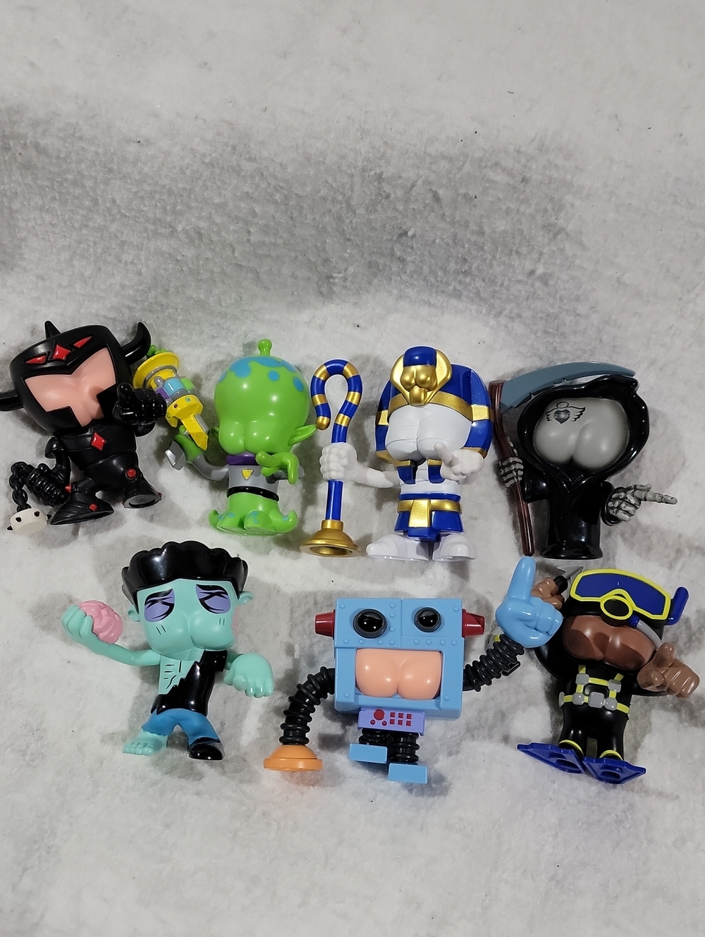 WowWee Buttheads -Mix of 7 - Toy Figures - Assorted Characters